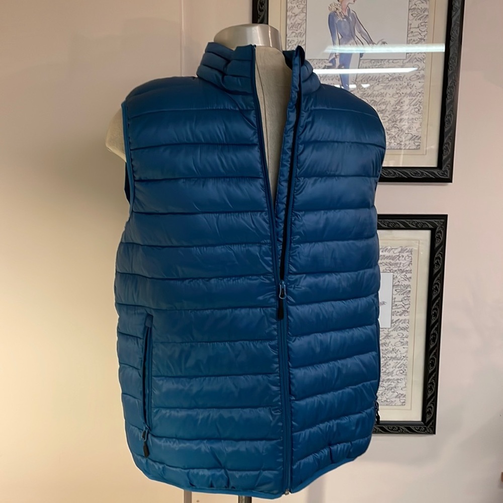 Ultimate Terrain Mens puffer vest